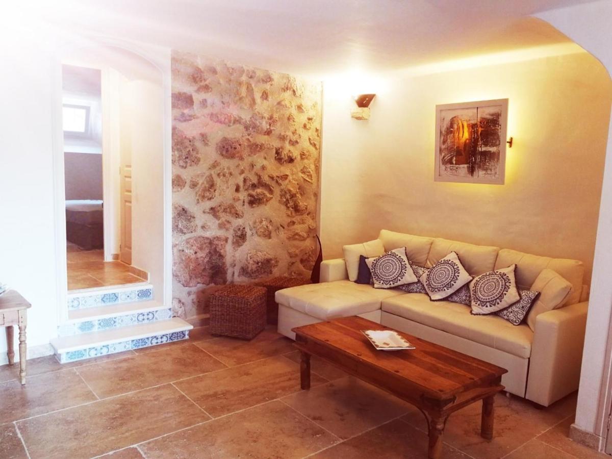 Bastide Provencale Les Muriers D'Engaspaty Seillans Εξωτερικό φωτογραφία