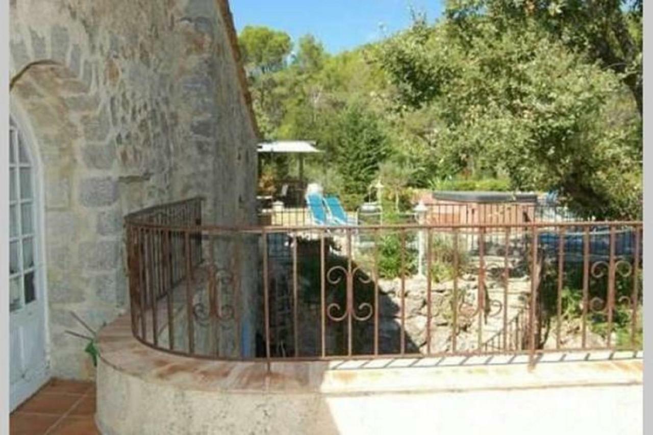 Bastide Provencale Les Muriers D'Engaspaty Seillans Εξωτερικό φωτογραφία